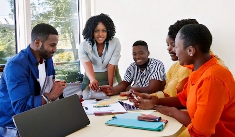 photo of advisors at a table