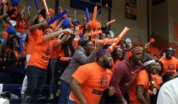 students cheering