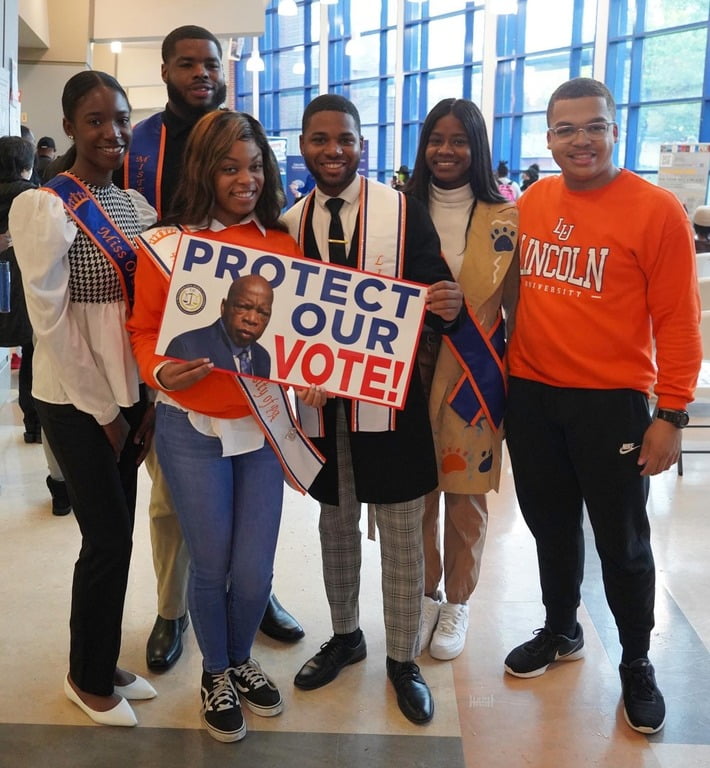 LincolnU voters with sign